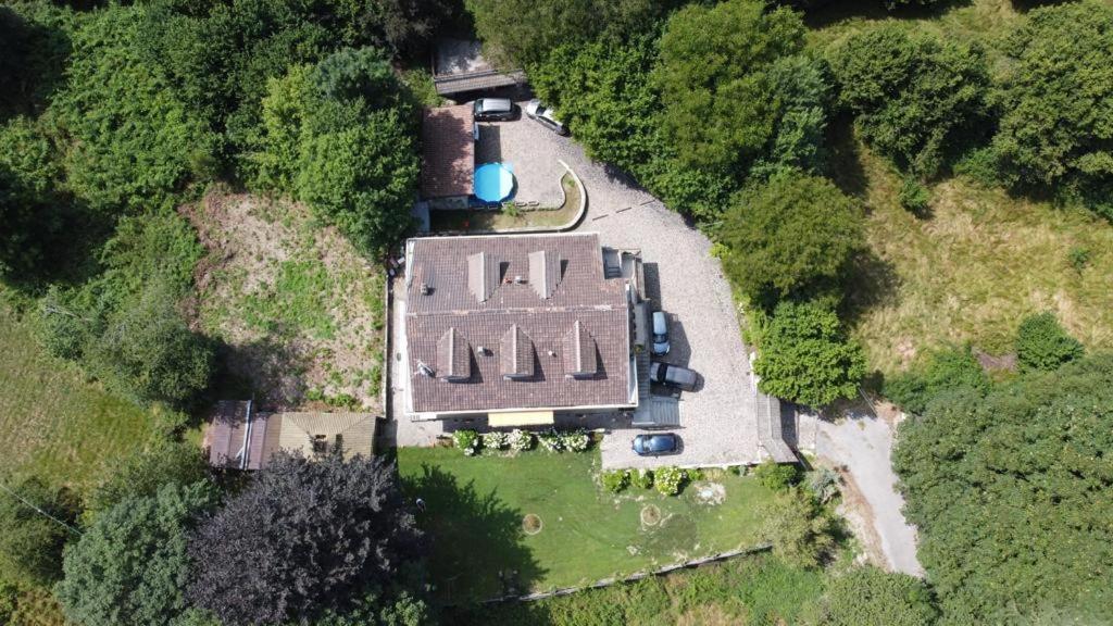 Villa Immersa Nel Verde A Lanzo dʼIntelvi מראה חיצוני תמונה
